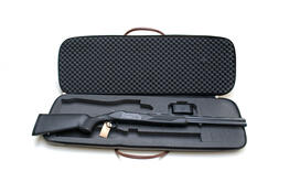 Akkar Chruchill Black Synth. 12/76 61cm